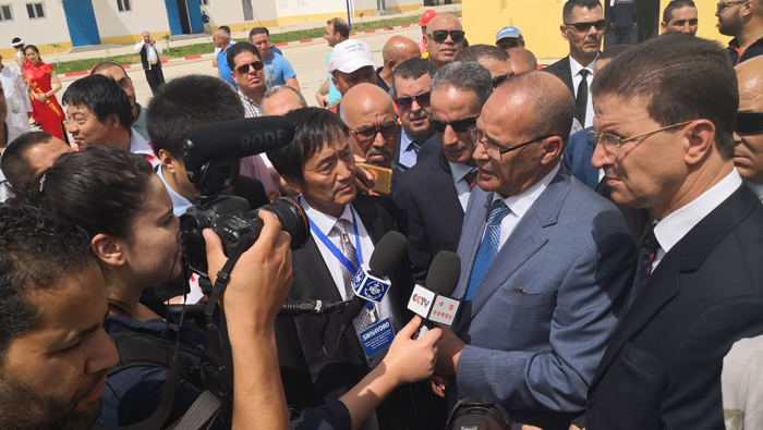 阿糧倉項(xiàng)目康斯坦丁地塊舉行揭牌剪彩儀式 (2).jpg