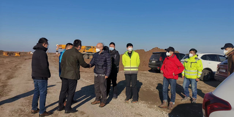 宋利群考察項目現(xiàn)場1.jpg